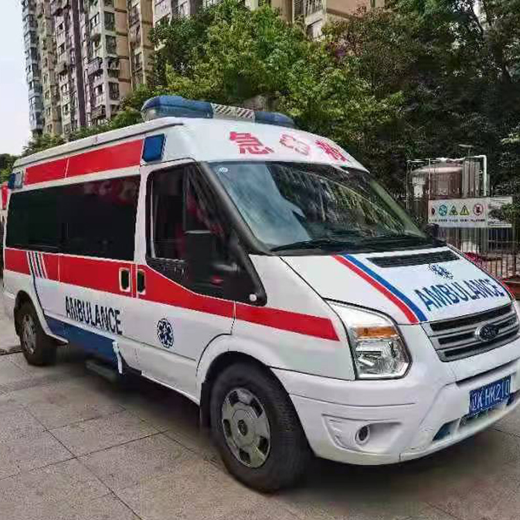 志仲镇长途救护车护送病人返乡